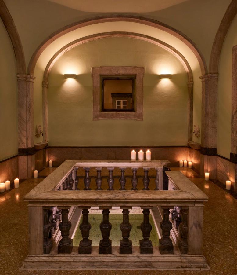 圣朱利亚诺-泰尔梅 巴尼 － 迪比萨宫及水疗中心酒店 外观 照片 The interior of the spa